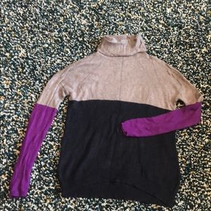 ‼️$5 CLEARANCE ‼️ Smart set 3 colors Turtlenecks sweater